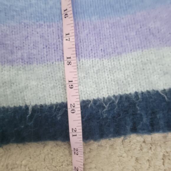 Sundry Sweater Womens S Striped Fuzzy Knit Cropped Pullover Soft Lilac Blue - Picture 6 of 11